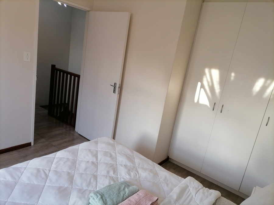 To Let 2 Bedroom Property for Rent in Parklands North Western Cape